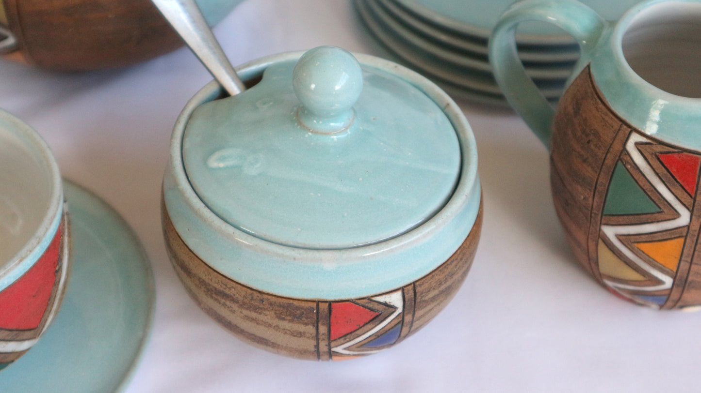 The Horizon Tea-set