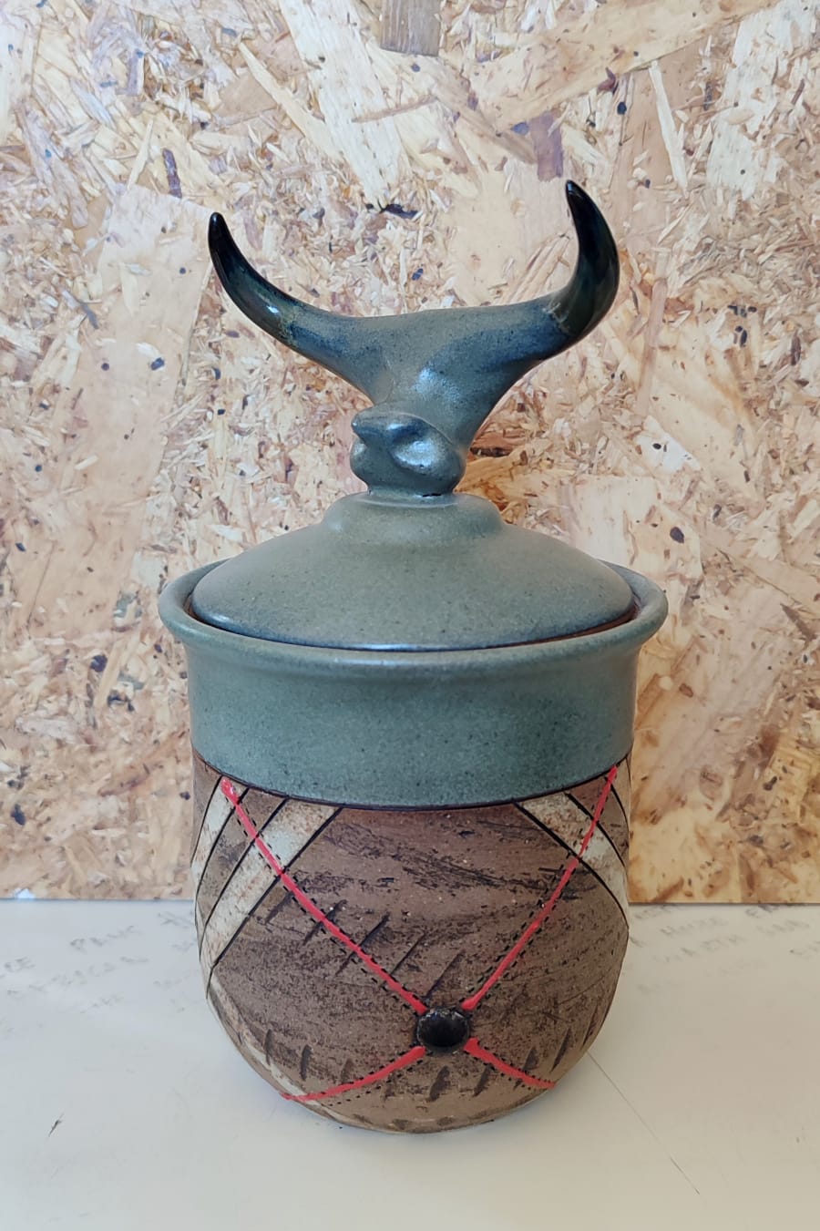 iTyali Cylindrical Jar
