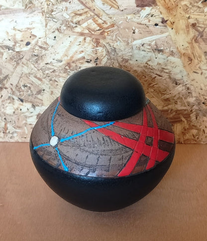 iTyali Geometric Jar
