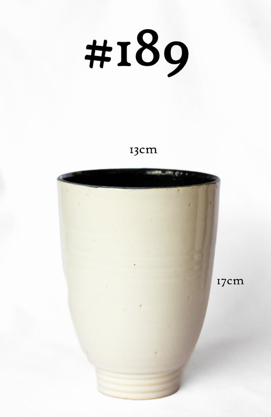 Footed bowl